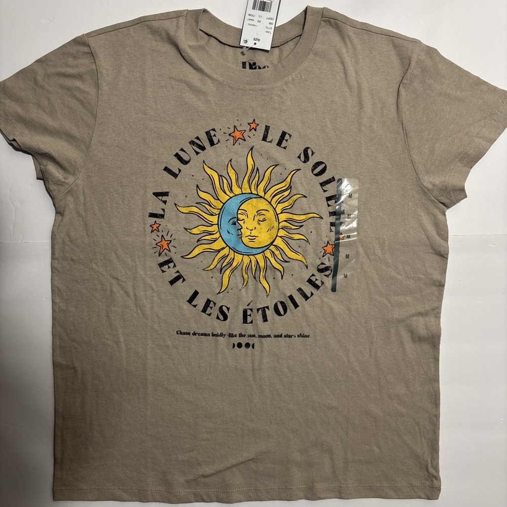 Doe Women's New with Tags Celestial Sun Moon Stars Graphic T-Shirt Tan Medium